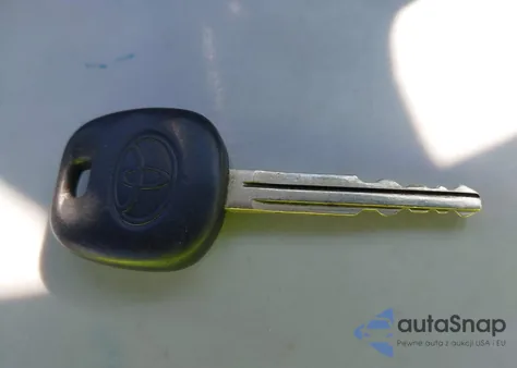 2005 Toyota Corolla Ce из США, поврежденный, VIN 2T1BR32E45C552784